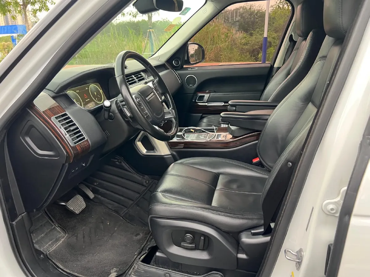 2016 Land Rover Range Rover Evoque 2.0T 241HP L4 9AT,autocango,china used car exporter,china ev exporter,chinese used car exporter,chinese used ev exporter