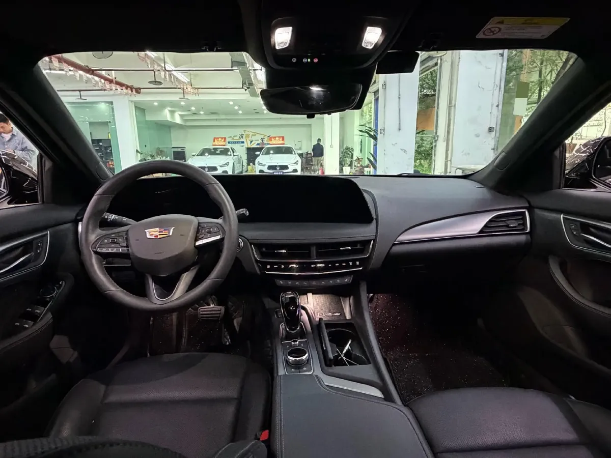 2024 Cadillac CT5 2.0T 237HP L4 10AT,autocango,china used car exporter,china ev exporter,chinese used car exporter,chinese used ev exporter