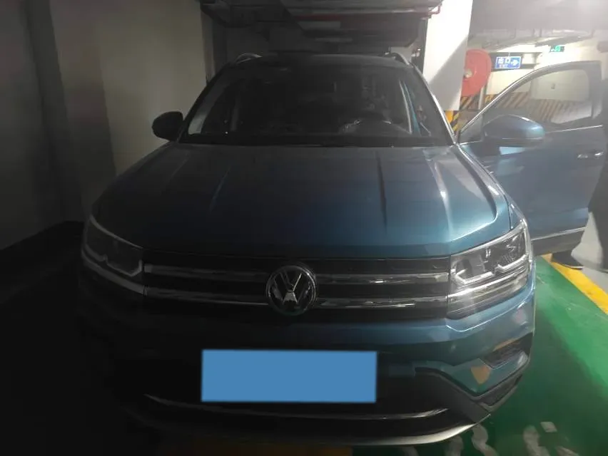 2020 Volkswagen Tharu 2.0T 186HP L4 7DCT,autocango,china used car exporter,china ev exporter,chinese used car exporter,chinese used ev exporter