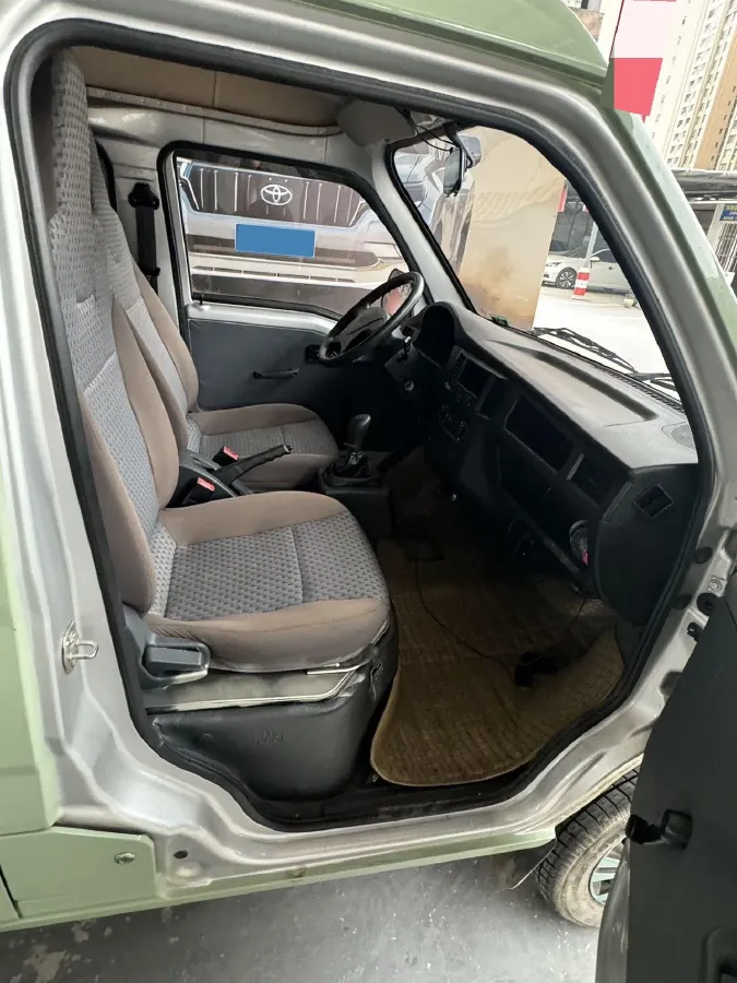 2020 WuLing ZhiGuang 1.2L 76HP L4 5MT,autocango,china used car exporter,china ev exporter,chinese used car exporter,chinese used ev exporter