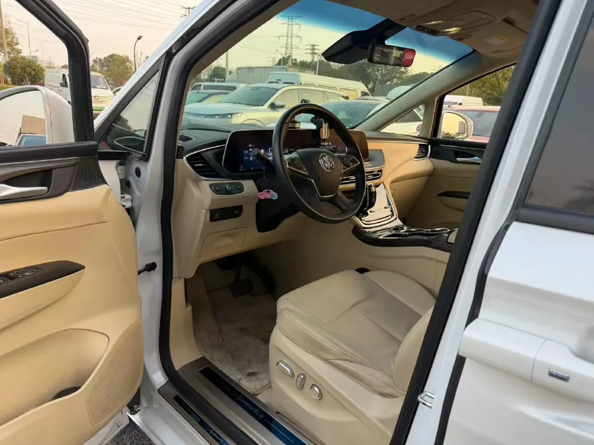 2023 Buick GL8 2.0T 237HP L4 9AT,autocango,china used car exporter,china ev exporter,chinese used car exporter,chinese used ev exporter