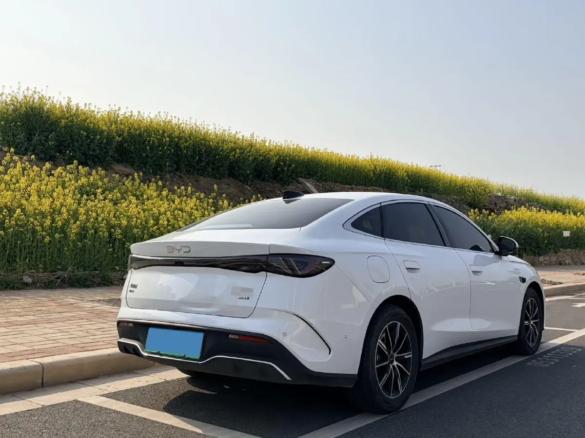 2025 BYD Seal 06 1.5L 101HP L4 E-CVT PHEV 15.87KWH,autocango,china used car exporter,china ev exporter,chinese used car exporter,chinese used ev exporter