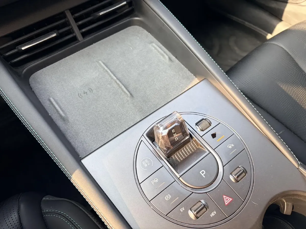 2025 BYD Seal 06 1.5L 101HP L4 E-CVT PHEV 15.87KWH,autocango,china used car exporter,china ev exporter,chinese used car exporter,chinese used ev exporter