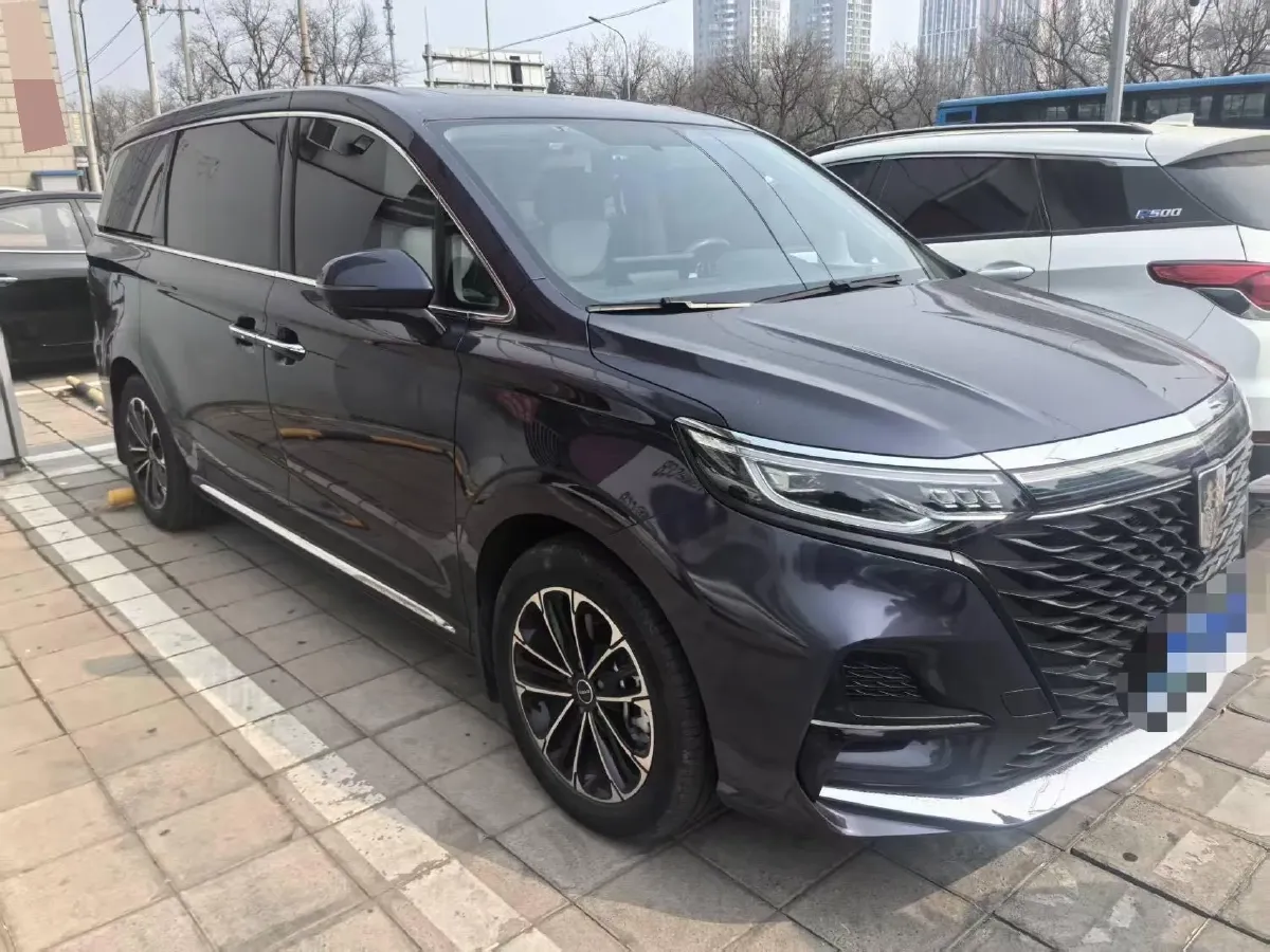 2022 Roewe iMAX8 2.0T 234HP L4 8AT,autocango,china used car exporter,china ev exporter,chinese used car exporter,chinese used ev exporter
