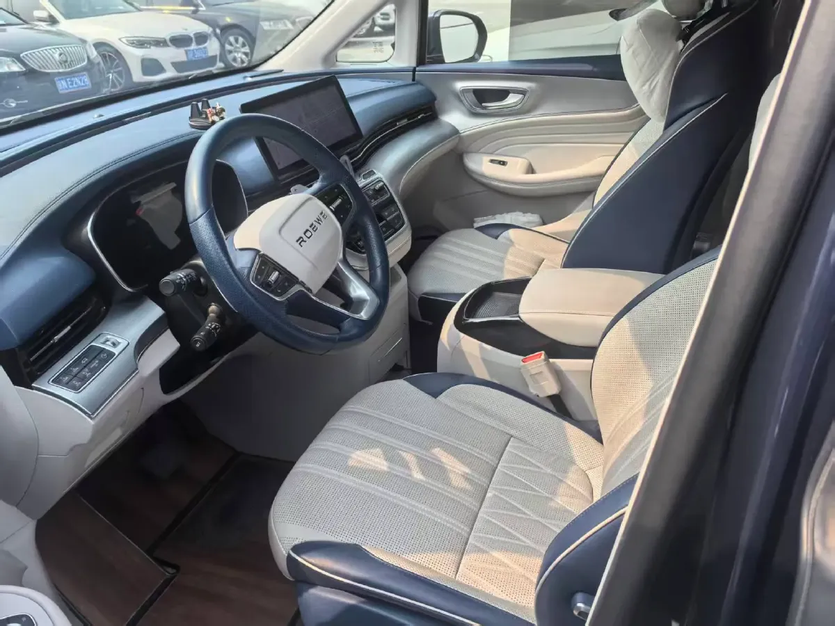 2022 Roewe iMAX8 2.0T 234HP L4 8AT,autocango,china used car exporter,china ev exporter,chinese used car exporter,chinese used ev exporter