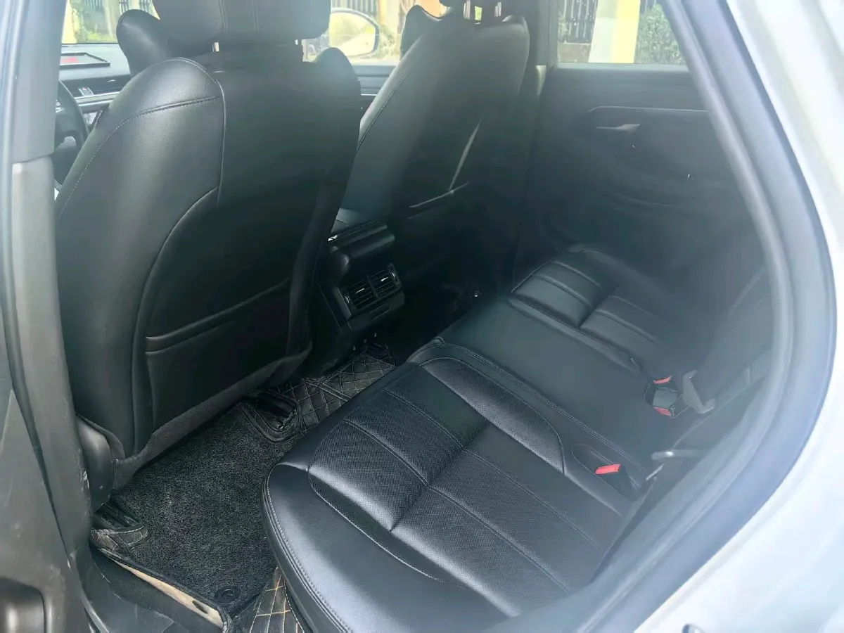 2020 Land Rover Range Rover Evoque 2.0T 249HP L4 9AT,autocango,china used car exporter,china ev exporter,chinese used car exporter,chinese used ev exporter