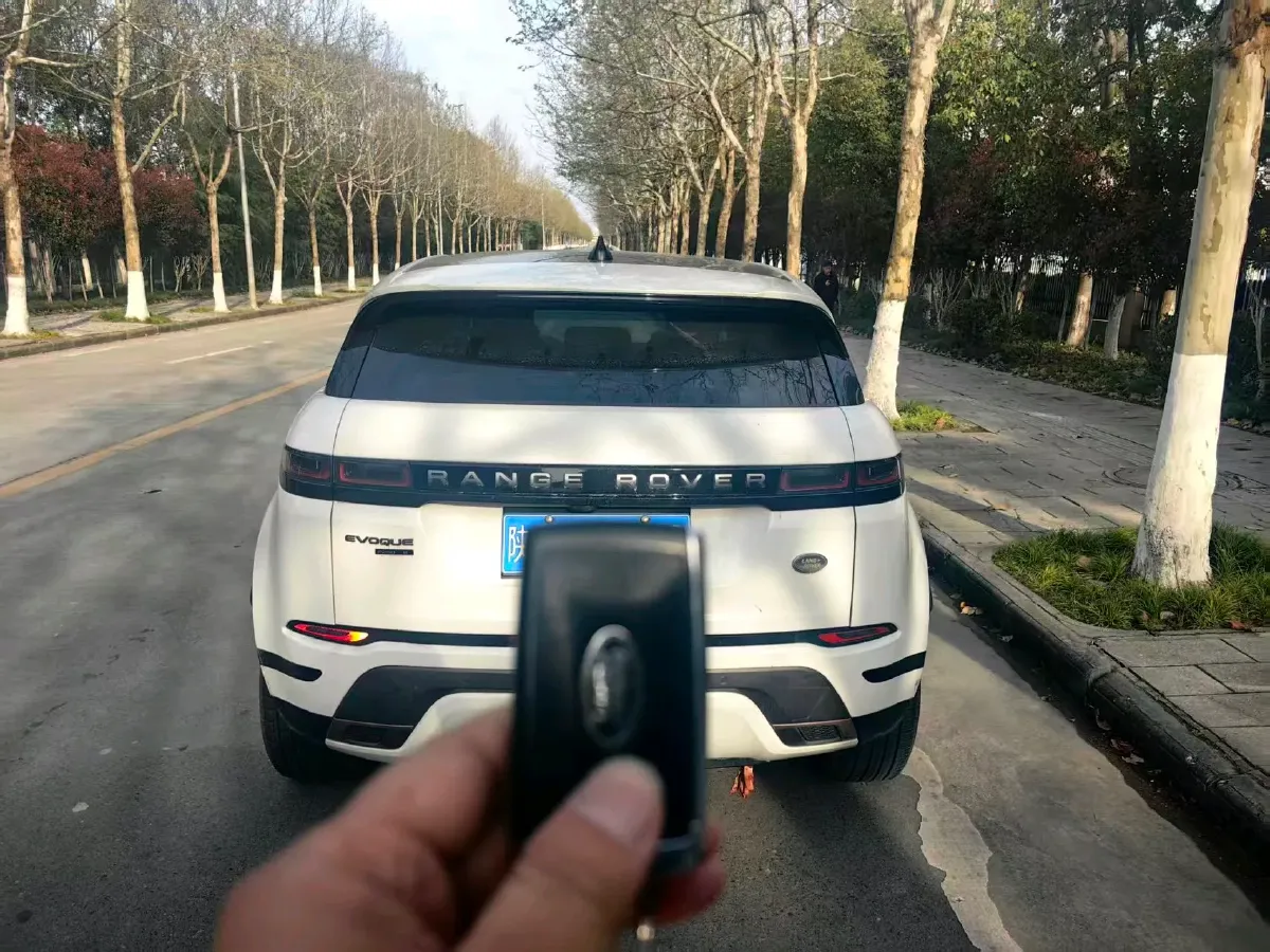 2020 Land Rover Range Rover Evoque 2.0T 249HP L4 9AT,autocango,china used car exporter,china ev exporter,chinese used car exporter,chinese used ev exporter