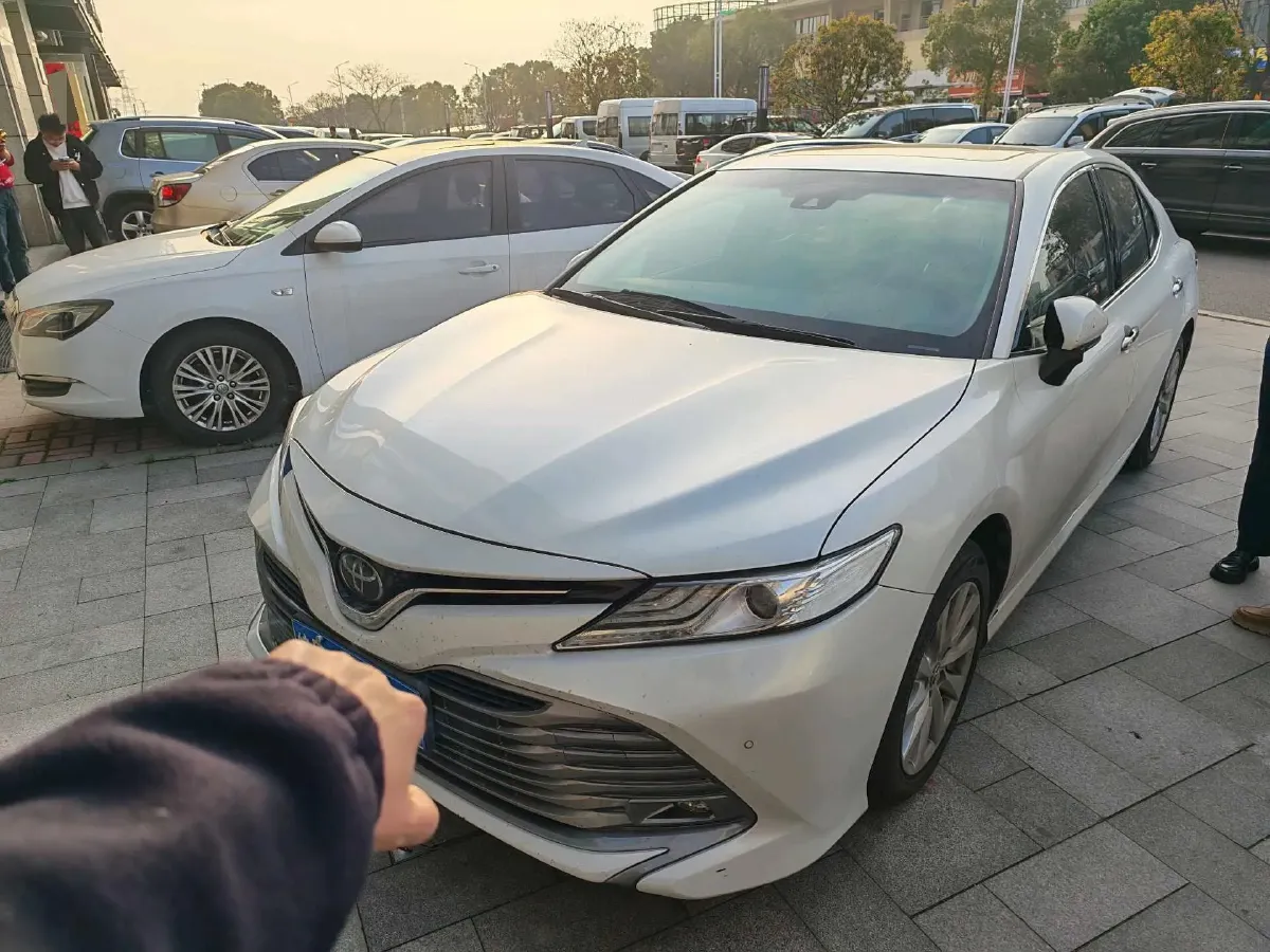 2019 Toyota Camry 2.0L 178HP L4 CVT,autocango,china used car exporter,china ev exporter,chinese used car exporter,chinese used ev exporter