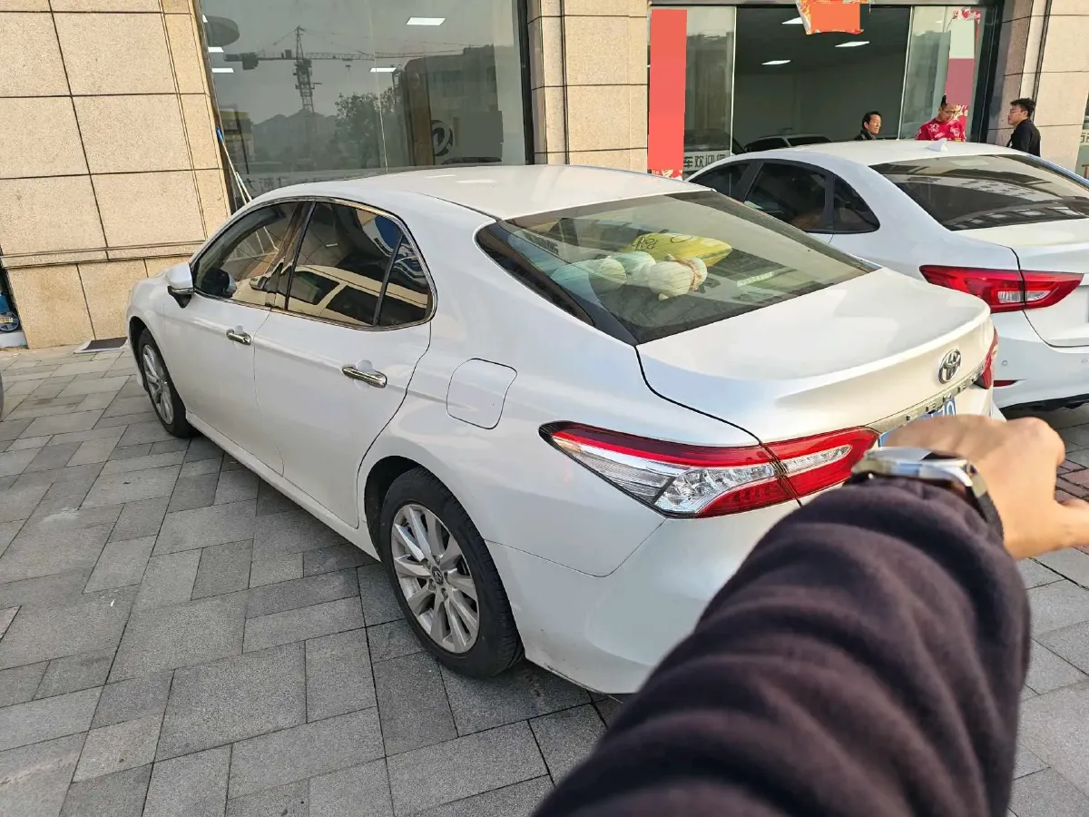 2019 Toyota Camry 2.0L 178HP L4 CVT,autocango,china used car exporter,china ev exporter,chinese used car exporter,chinese used ev exporter