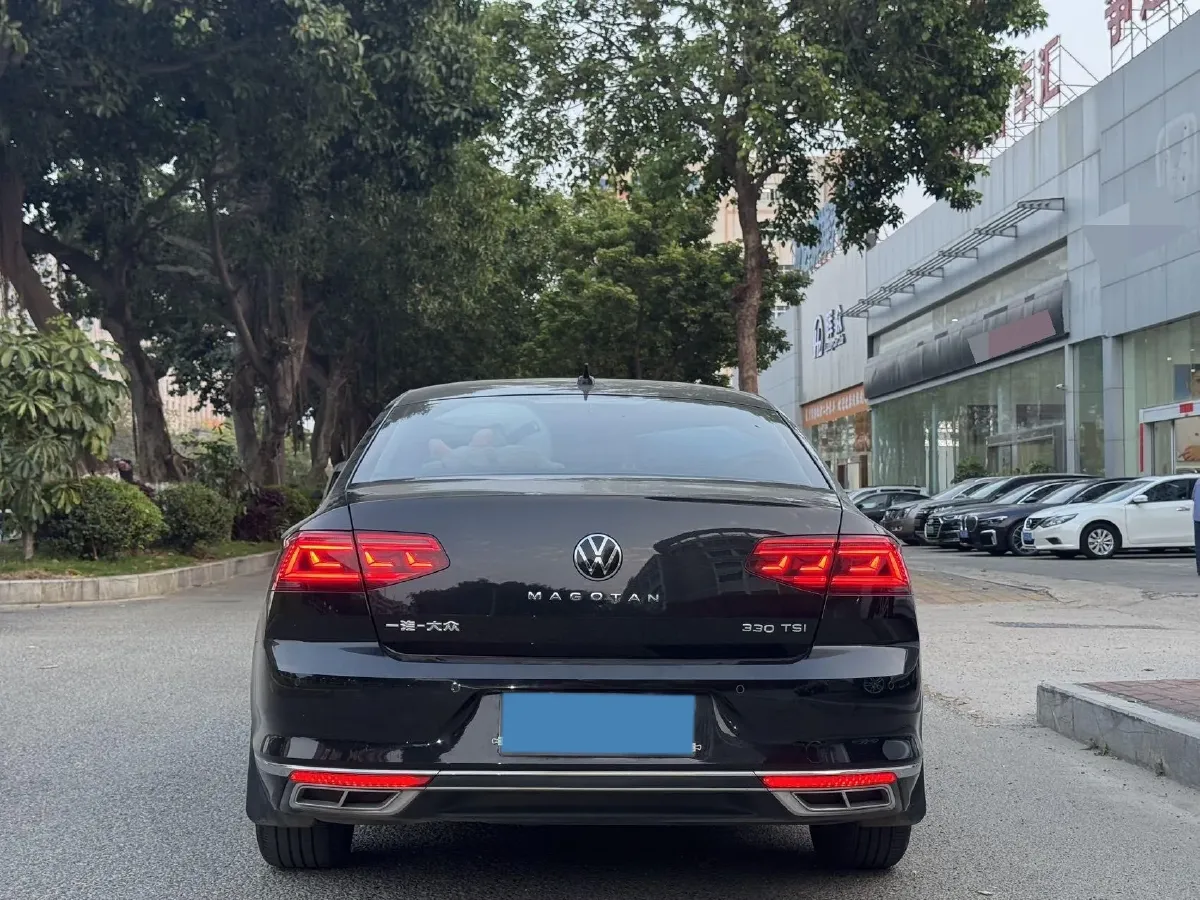2020 Volkswagen Magotan 1.4T 150HP L4 7DCT,autocango,china used car exporter,china ev exporter,chinese used car exporter,chinese used ev exporter