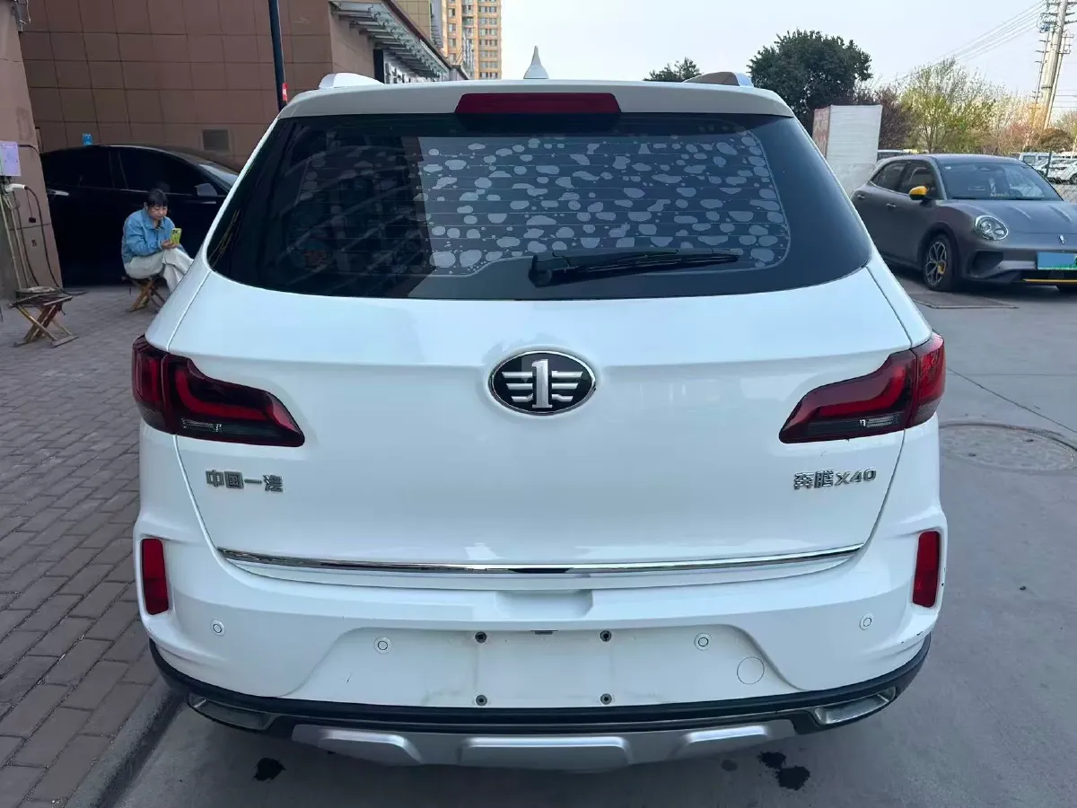 2018 Bestune X40 1.6L 114HP L4 5MT,autocango,china used car exporter,china ev exporter,chinese used car exporter,chinese used ev exporter