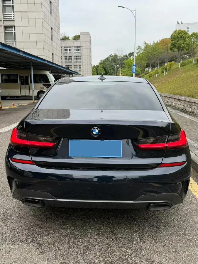 2021 BMW 3 Series 2.0T 184HP L4 8AT,autocango,china used car exporter,china ev exporter,chinese used car exporter,chinese used ev exporter