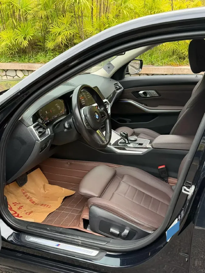 2021 BMW 3 Series 2.0T 184HP L4 8AT,autocango,china used car exporter,china ev exporter,chinese used car exporter,chinese used ev exporter