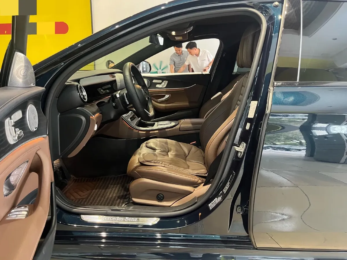 2021 Mercedes-Benz E Class 2.0T 258HP L4 9AT,autocango,china used car exporter,china ev exporter,chinese used car exporter,chinese used ev exporter