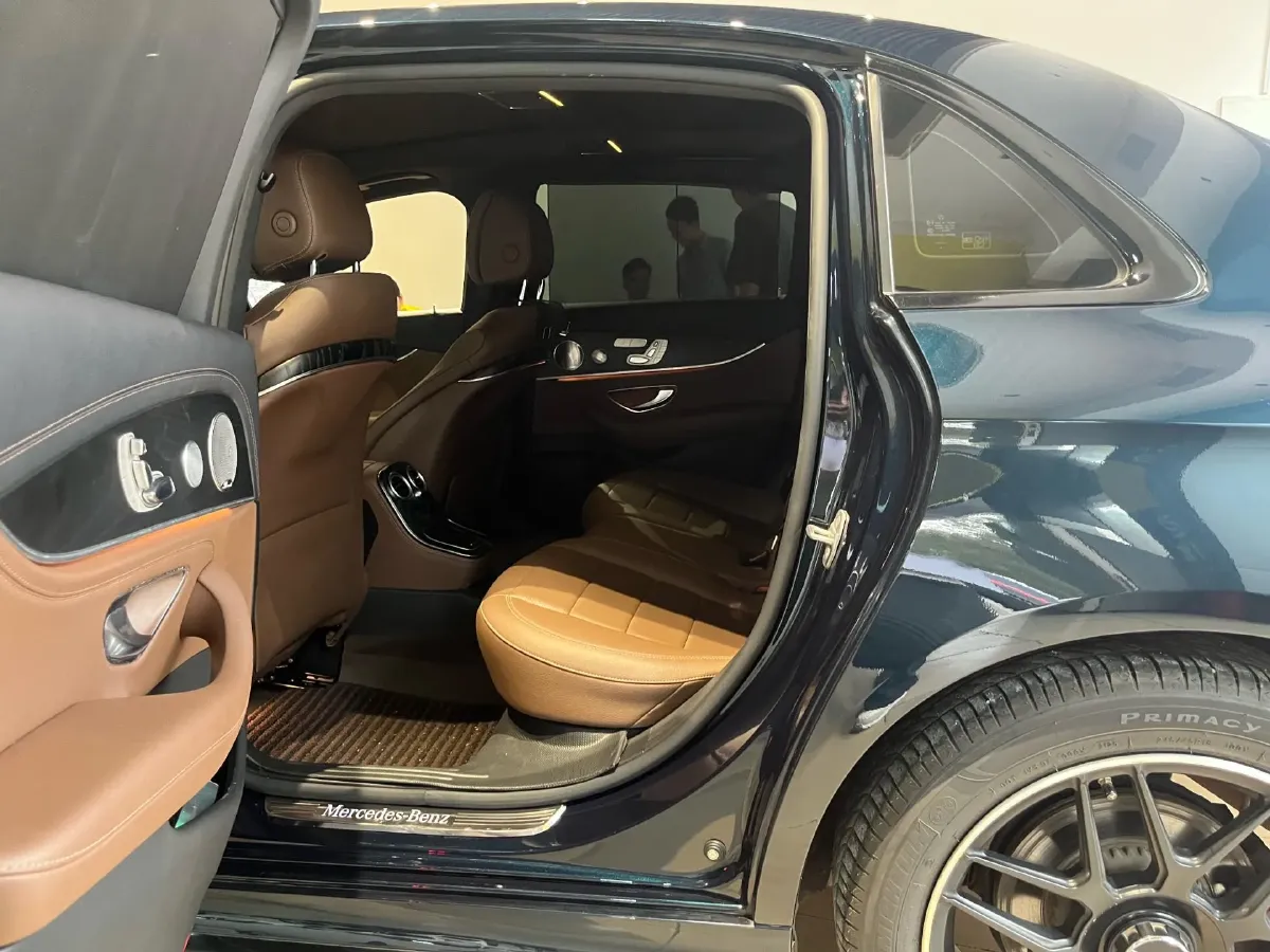 2021 Mercedes-Benz E Class 2.0T 258HP L4 9AT,autocango,china used car exporter,china ev exporter,chinese used car exporter,chinese used ev exporter