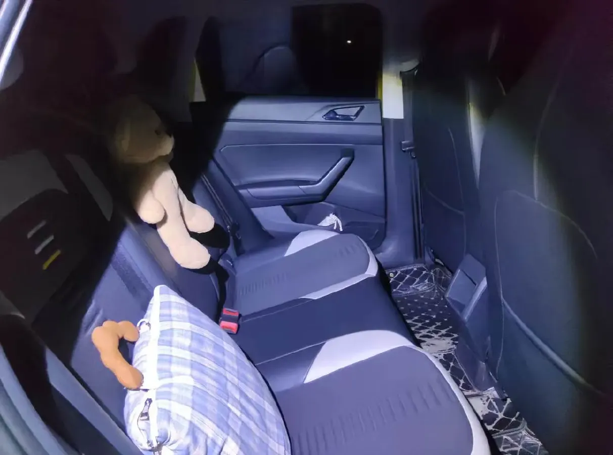 2019 Volkswagen Polo 1.5L 113HP L4 6AT,autocango,china used car exporter,china ev exporter,chinese used car exporter,chinese used ev exporter