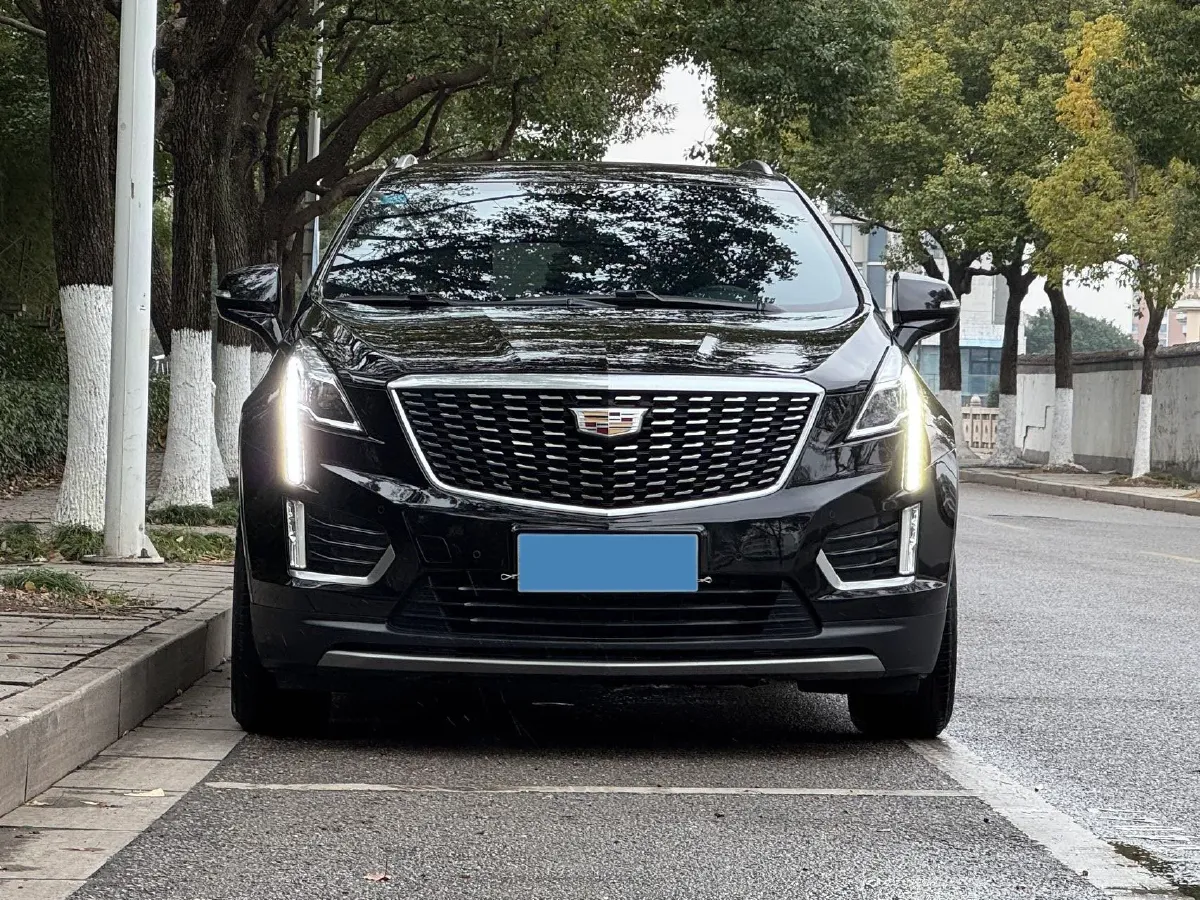 2020 Cadillac XT5 2.0T 237HP L4 9AT,autocango,china used car exporter,china ev exporter,chinese used car exporter,chinese used ev exporter