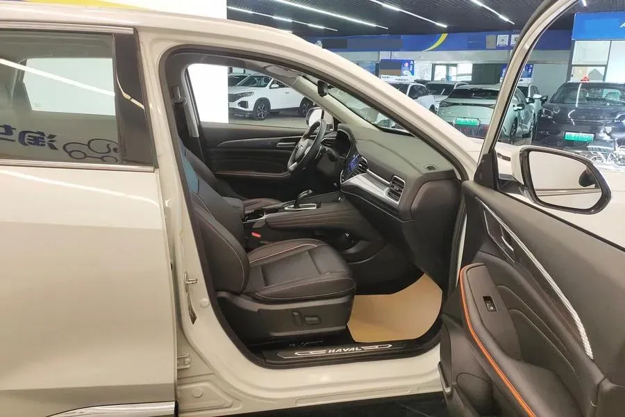 2021 Haval F7 1.5T 169HP L4 7DCT,autocango,china used car exporter,china ev exporter,chinese used car exporter,chinese used ev exporter