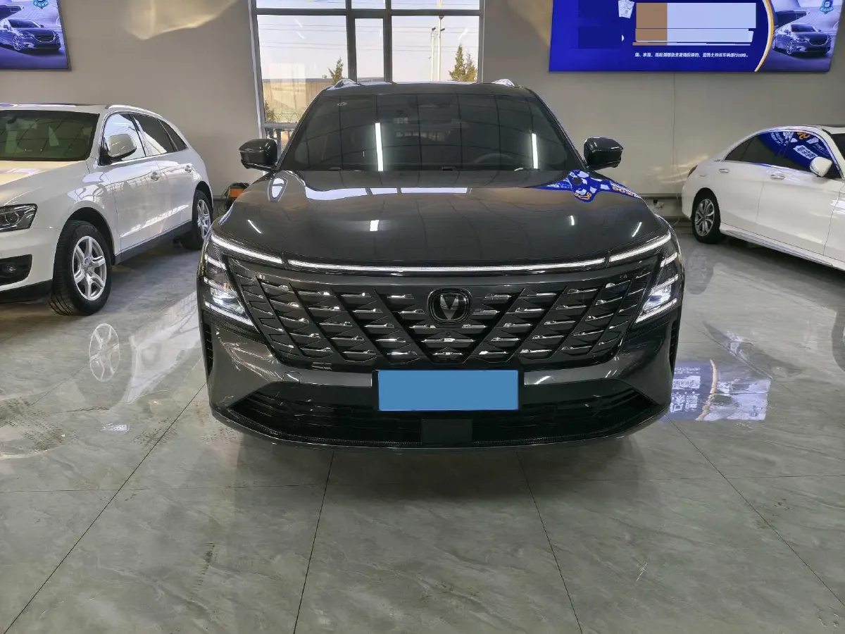 2025 ChangAn CS75 Plus 1.5T 192HP L4 8AT,autocango,china used car exporter,china ev exporter,chinese used car exporter,chinese used ev exporter