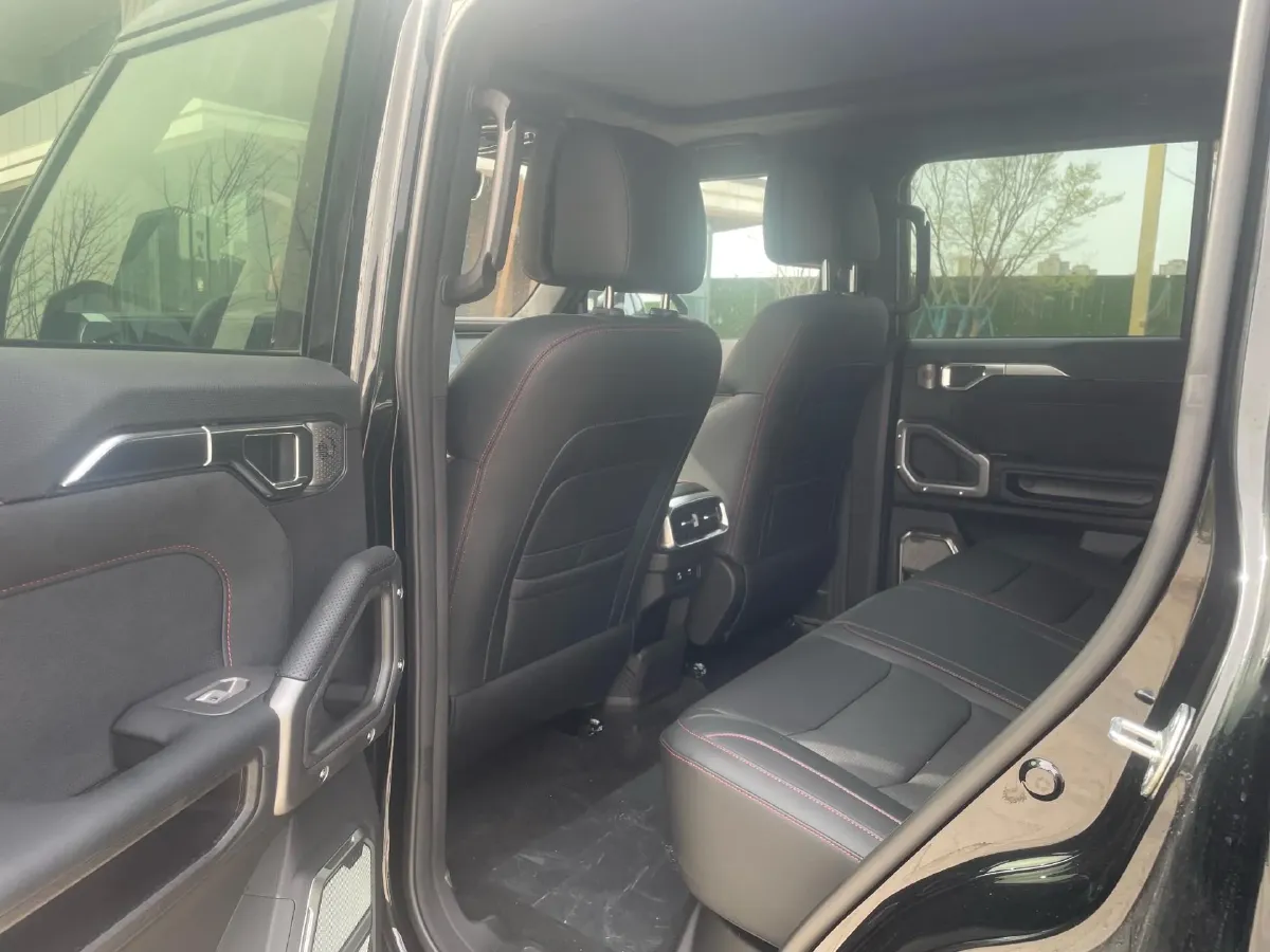 2024 Jetour ShanHai TravellerC-DM 1.5T 156HP L4 3DHT PHEV 43.24KWH,autocango,china used car exporter,china ev exporter,chinese used car exporter,chinese used ev exporter