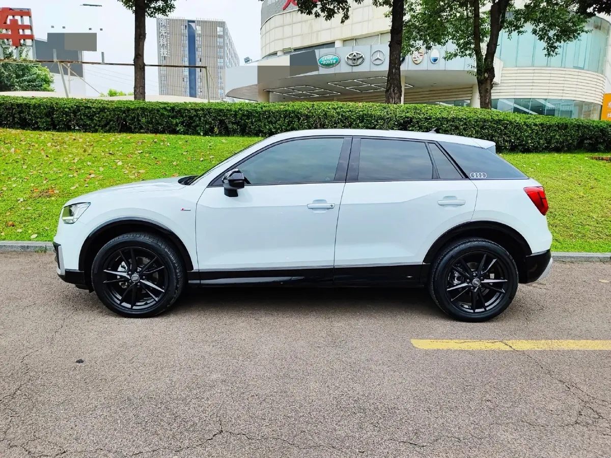 2021 Audi Q2L 1.4T 150HP L4 7DCT,autocango,china used car exporter,china ev exporter,chinese used car exporter,chinese used ev exporter