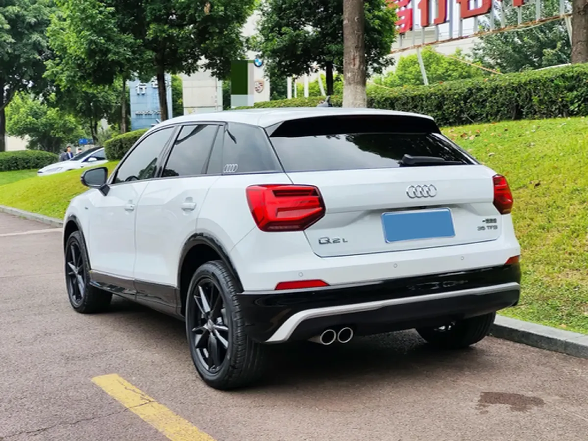 2021 Audi Q2L 1.4T 150HP L4 7DCT,autocango,china used car exporter,china ev exporter,chinese used car exporter,chinese used ev exporter