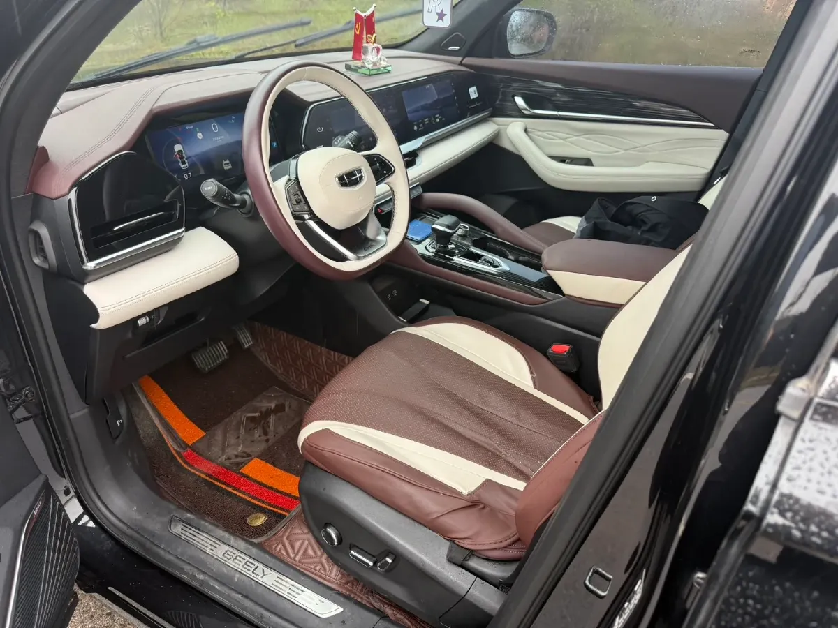 2021 Geely Monjaro 2.0T 218HP L4 7DCT,autocango,china used car exporter,china ev exporter,chinese used car exporter,chinese used ev exporter