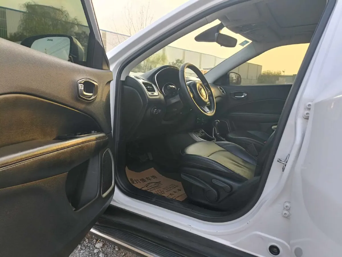 2017 Jeep Compass 1.4T 165HP L4 7DCT,autocango,china used car exporter,china ev exporter,chinese used car exporter,chinese used ev exporter