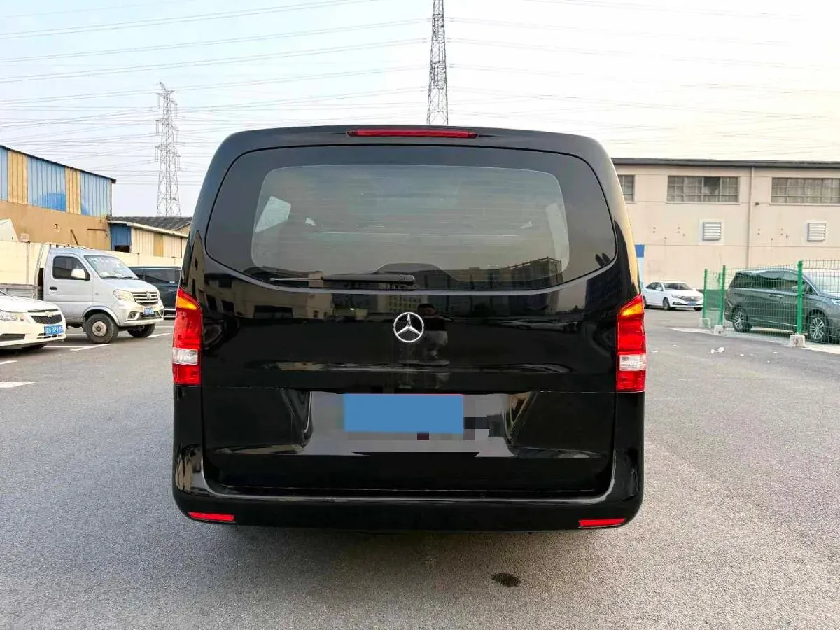 2020 Mercedes-Benz Vito 2.0T 211HP L4 9AT,autocango,china used car exporter,china ev exporter,chinese used car exporter,chinese used ev exporter