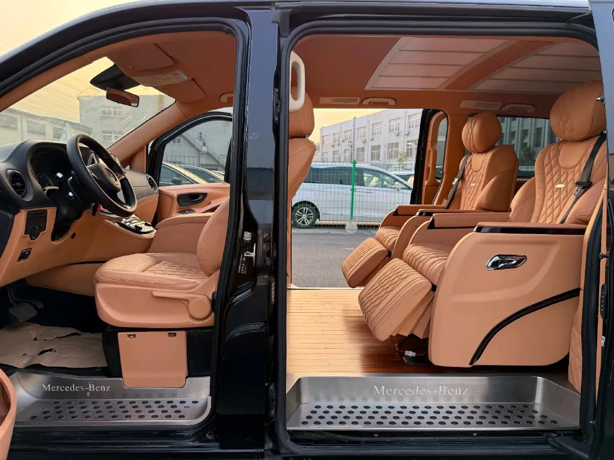 2020 Mercedes-Benz Vito 2.0T 211HP L4 9AT,autocango,china used car exporter,china ev exporter,chinese used car exporter,chinese used ev exporter