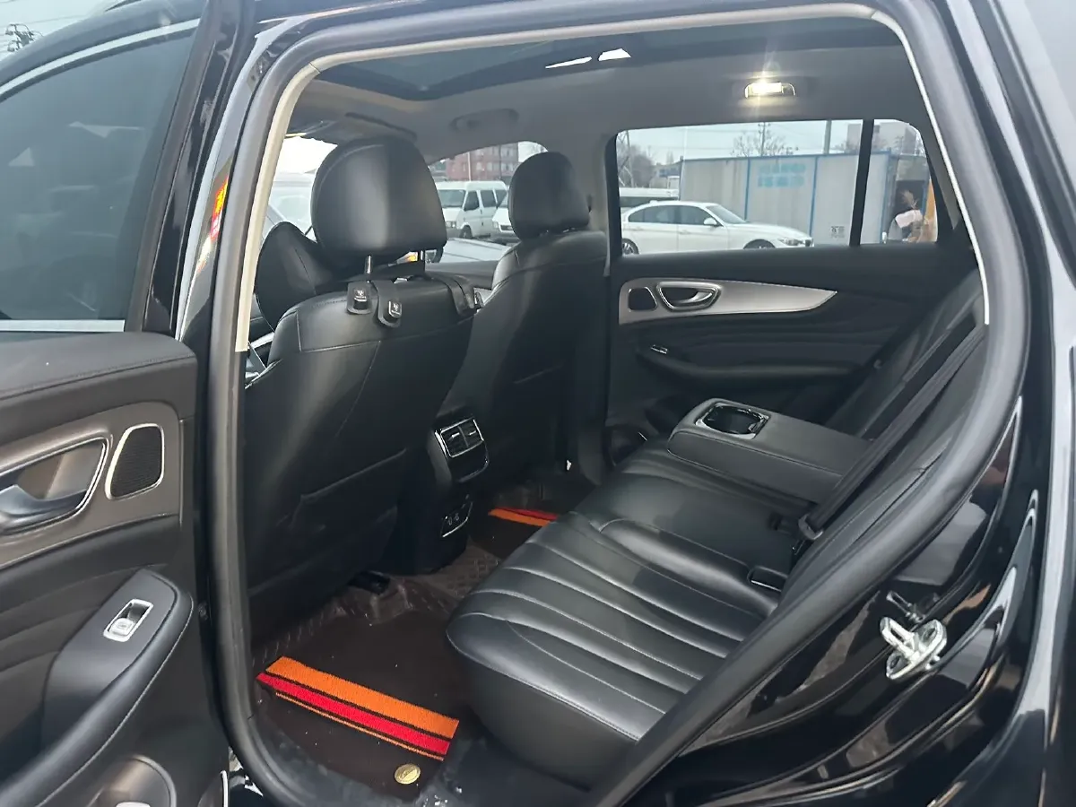 2021 Roewe RX5 MAX 1.5T 173HP L4 6AT,autocango,china used car exporter,china ev exporter,chinese used car exporter,chinese used ev exporter