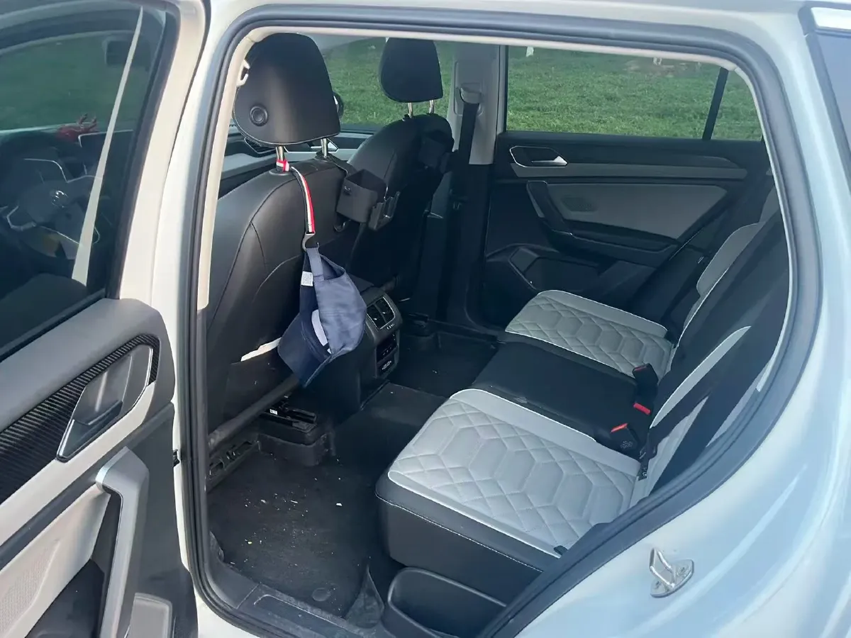 2025 Volkswagen Tayron 1.5T 160HP L4 7DCT,autocango,china used car exporter,china ev exporter,chinese used car exporter,chinese used ev exporter