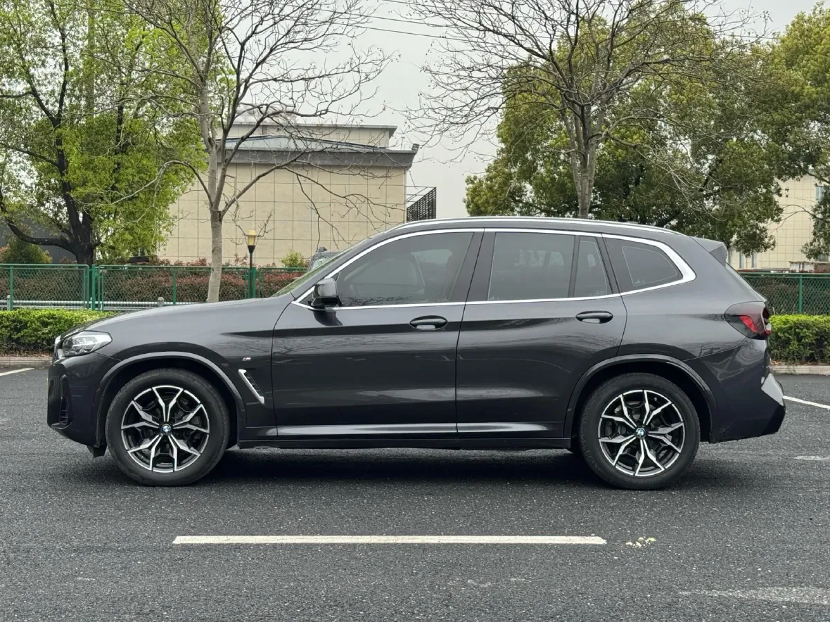 2022 BMW X3 2.0T 184HP L4 8AT,autocango,china used car exporter,china ev exporter,chinese used car exporter,chinese used ev exporter