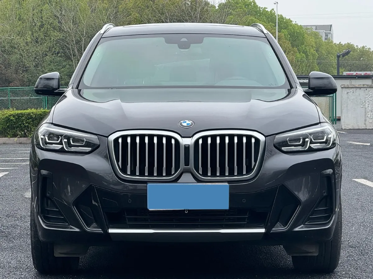 2022 BMW X3 2.0T 184HP L4 8AT,autocango,china used car exporter,china ev exporter,chinese used car exporter,chinese used ev exporter