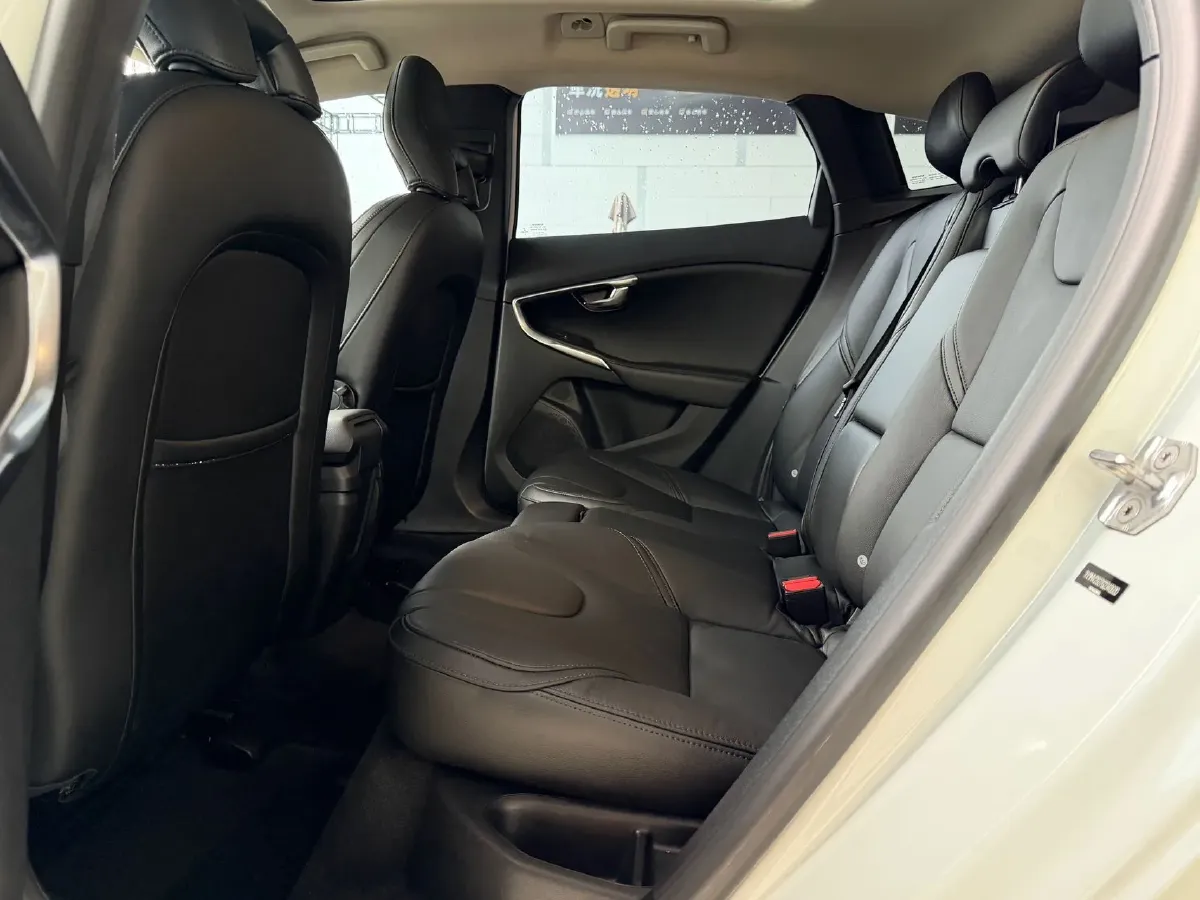 2025 MG 5 1.5L 129HP L4 CVT,autocango,china used car exporter,china ev exporter,chinese used car exporter,chinese used ev exporter