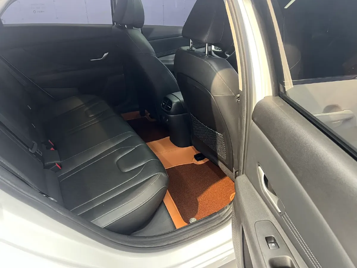 2023 Hyundai Elantra 1.5L 115HP L4 CVT,autocango,china used car exporter,china ev exporter,chinese used car exporter,chinese used ev exporter