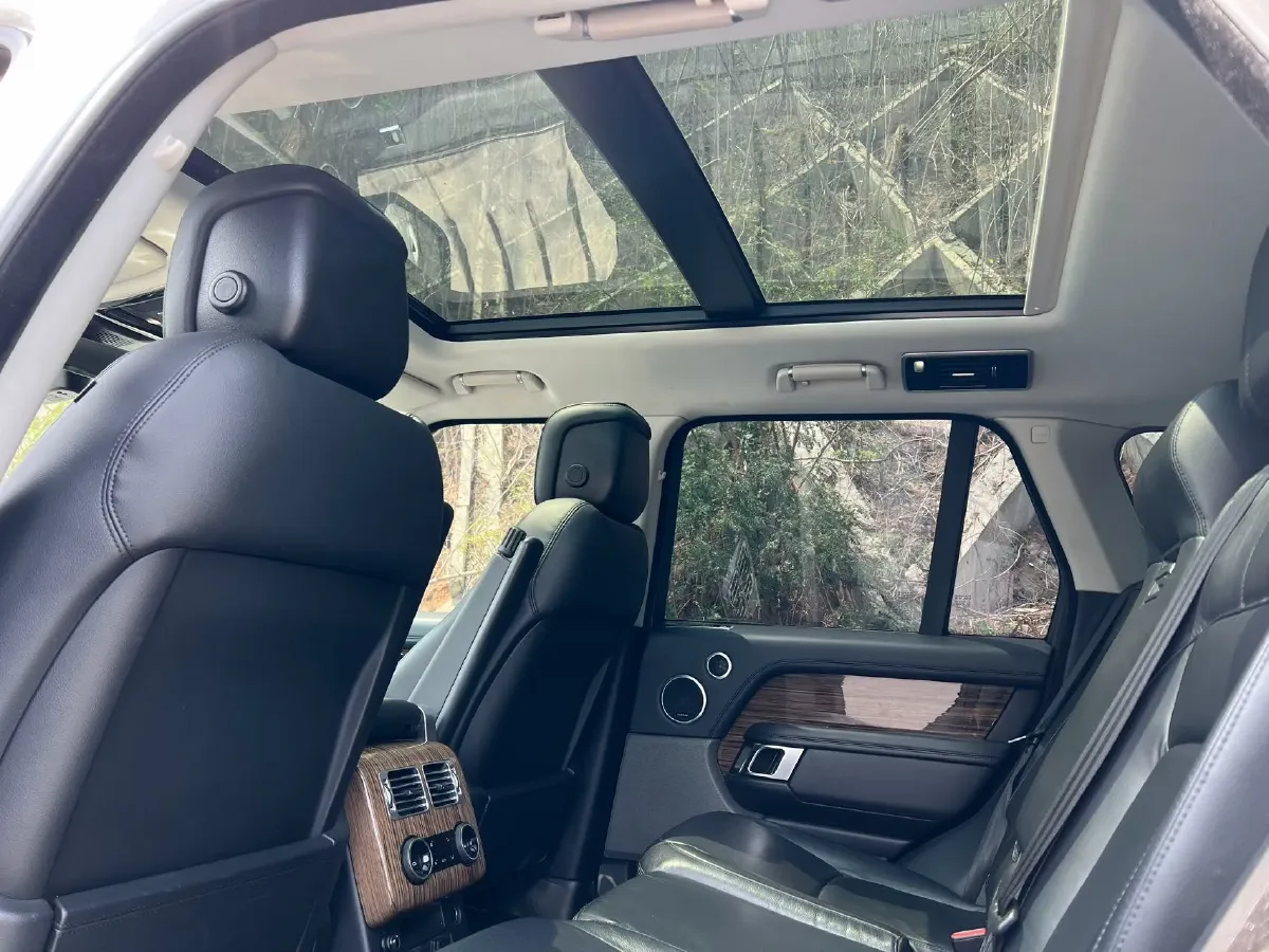 2018 Land Rover Range Rover 3.0T 340HP V6 8AT,autocango,china used car exporter,china ev exporter,chinese used car exporter,chinese used ev exporter