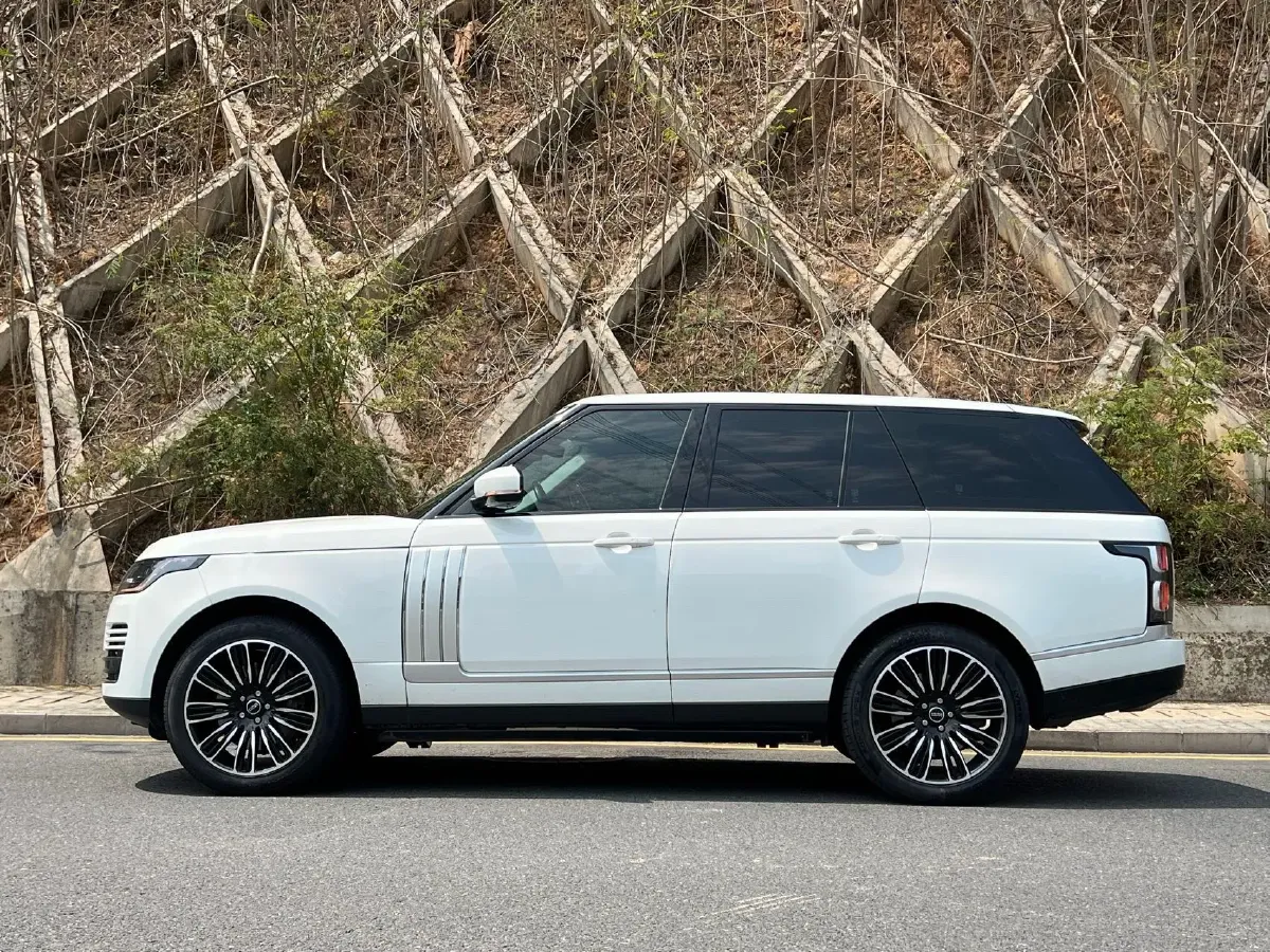 2018 Land Rover Range Rover 3.0T 340HP V6 8AT,autocango,china used car exporter,china ev exporter,chinese used car exporter,chinese used ev exporter