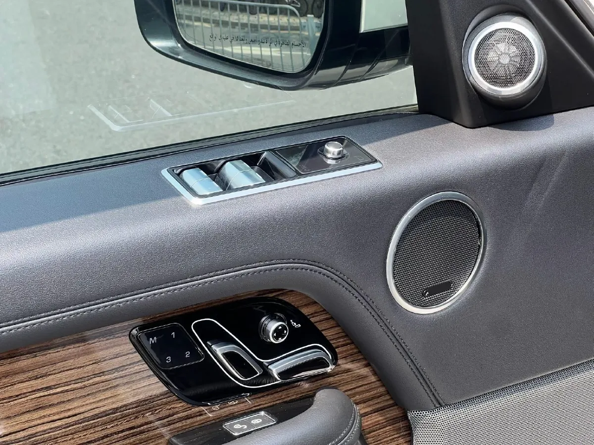 2018 Land Rover Range Rover 3.0T 340HP V6 8AT,autocango,china used car exporter,china ev exporter,chinese used car exporter,chinese used ev exporter