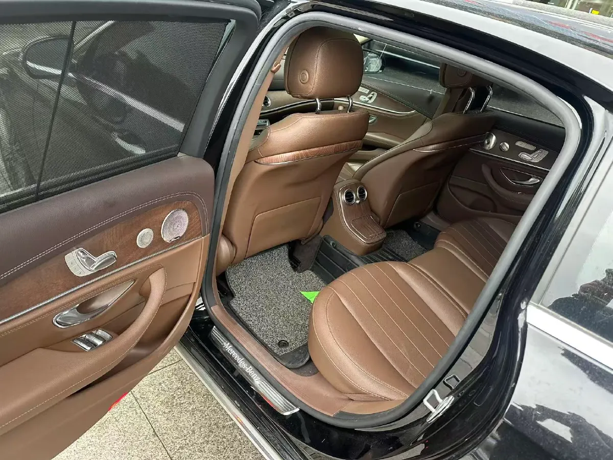 2021 Mercedes-Benz E Class 2.0T 258HP L4 9AT,autocango,china used car exporter,china ev exporter,chinese used car exporter,chinese used ev exporter