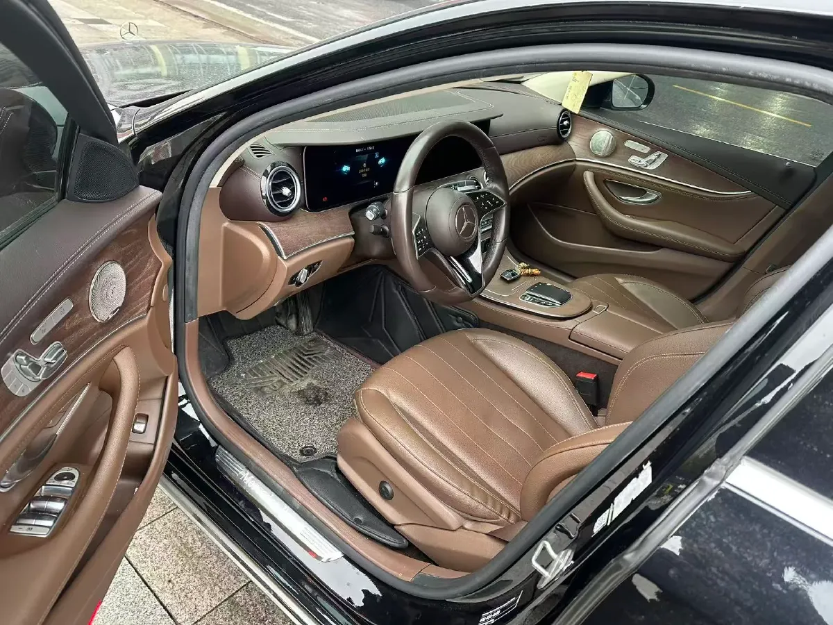 2021 Mercedes-Benz E Class 2.0T 258HP L4 9AT,autocango,china used car exporter,china ev exporter,chinese used car exporter,chinese used ev exporter