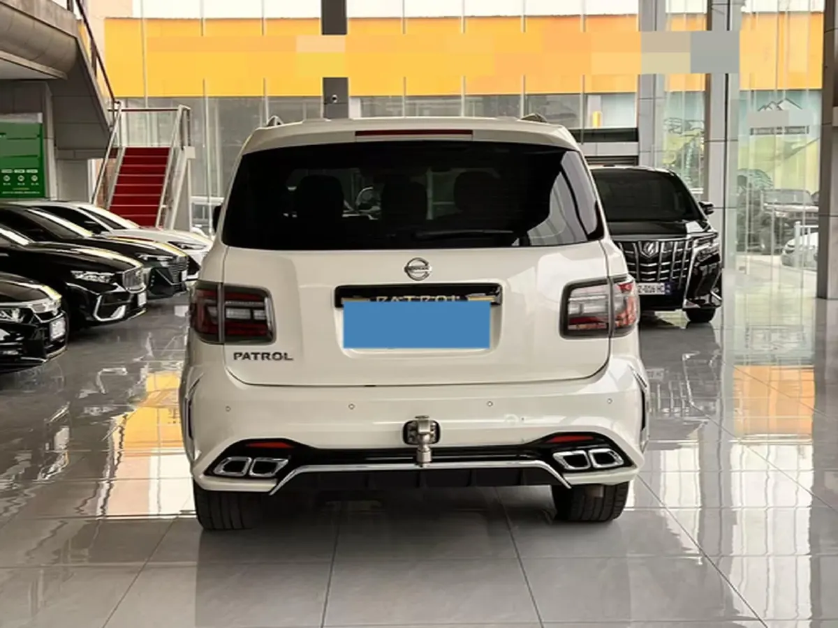 2018 Nissan Patrol 4.0L 279HP V6 7AT,autocango,china used car exporter,china ev exporter,chinese used car exporter,chinese used ev exporter