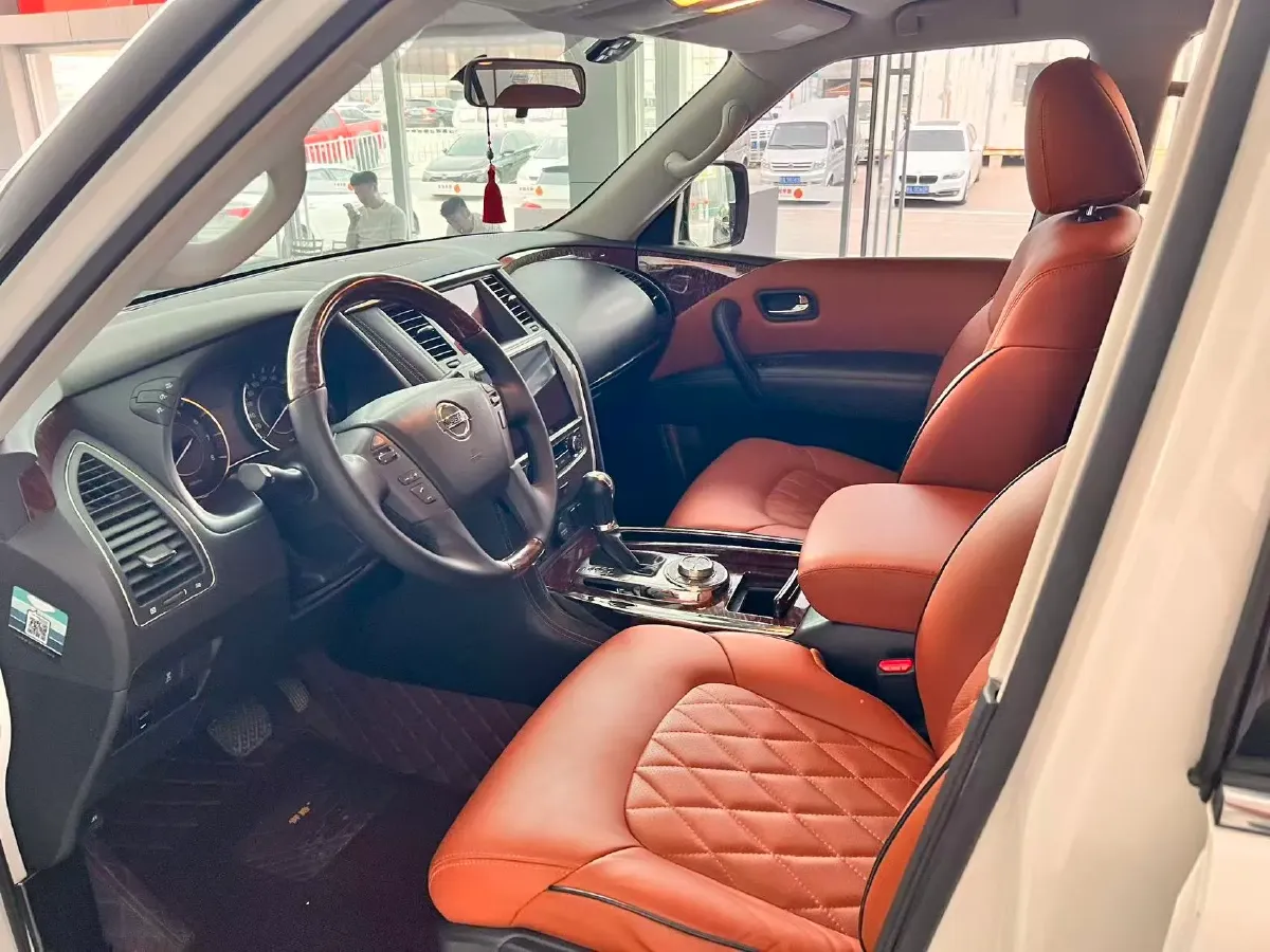 2018 Nissan Patrol 4.0L 279HP V6 7AT,autocango,china used car exporter,china ev exporter,chinese used car exporter,chinese used ev exporter