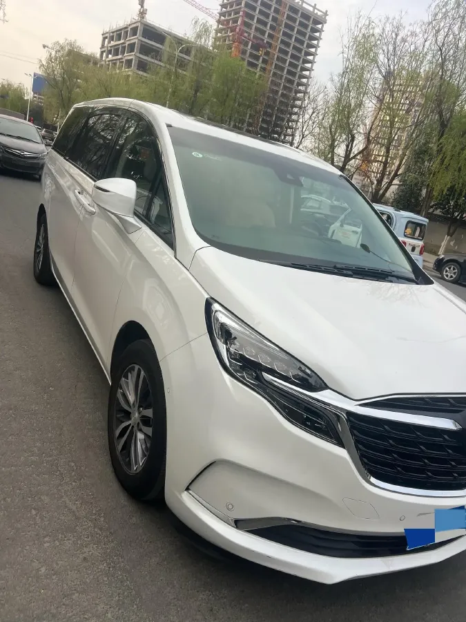 2022 Buick GL8 2.0T 237HP L4 9AT,autocango,china used car exporter,china ev exporter,chinese used car exporter,chinese used ev exporter