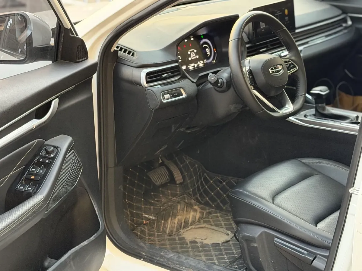 2022 Geely Emgrand 1.5L 114HP L4 CVT,autocango,china used car exporter,china ev exporter,chinese used car exporter,chinese used ev exporter