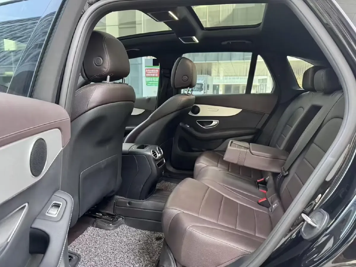 2022 Mercedes-Benz GLC Class 2.0T 197HP L4 9AT,autocango,china used car exporter,china ev exporter,chinese used car exporter,chinese used ev exporter