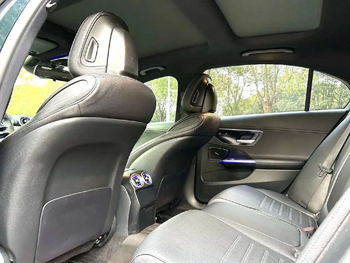 2022 Mercedes-Benz C Class 1.5T 204HP L4 9AT,autocango,china used car exporter,china ev exporter,chinese used car exporter,chinese used ev exporter