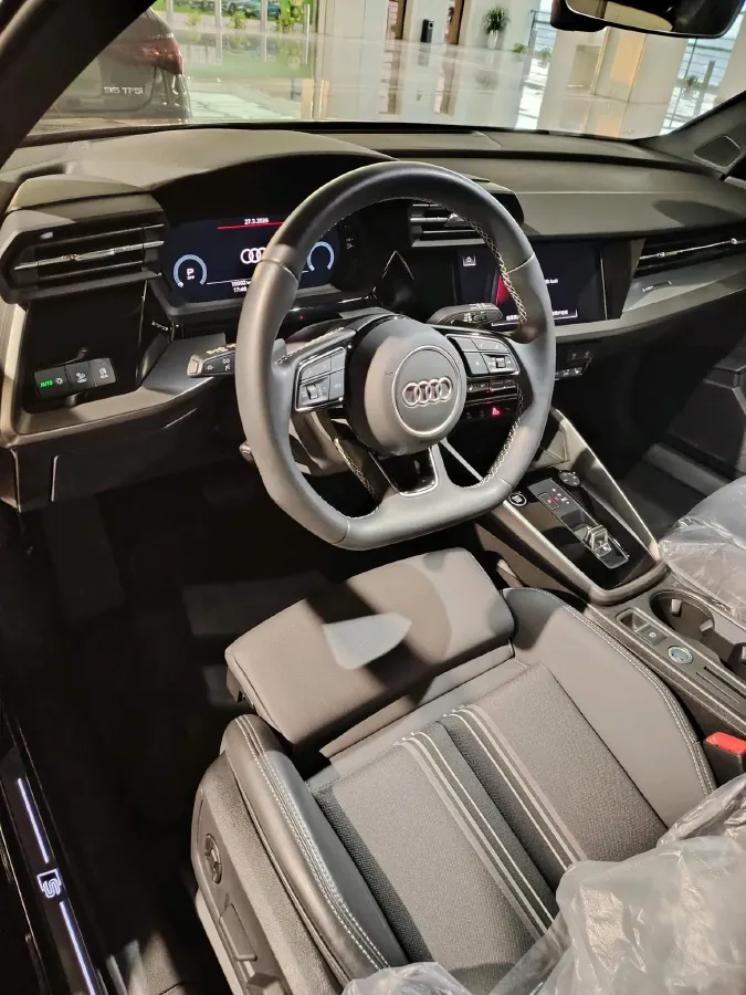 2022 Audi A3 1.4T 150HP L4 7DCT,autocango,china used car exporter,china ev exporter,chinese used car exporter,chinese used ev exporter