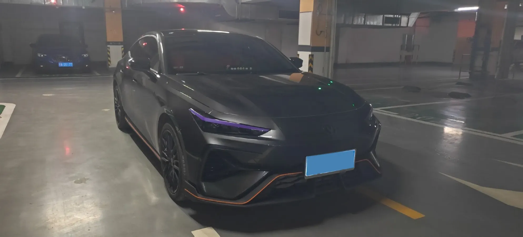 2025 ChangAn UNI-V 2.0T 245HP L4 8AT,autocango,china used car exporter,china ev exporter,chinese used car exporter,chinese used ev exporter