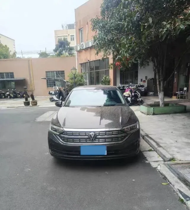 2023 Volkswagen Sagitar 1.4T 150HP L4 7DCT,autocango,china used car exporter,china ev exporter,chinese used car exporter,chinese used ev exporter